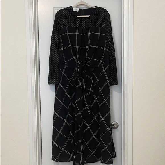 EUC! Akris Punto Contrast Print Black and White Maxi Dress, Size 14 - Picture 6 of 9